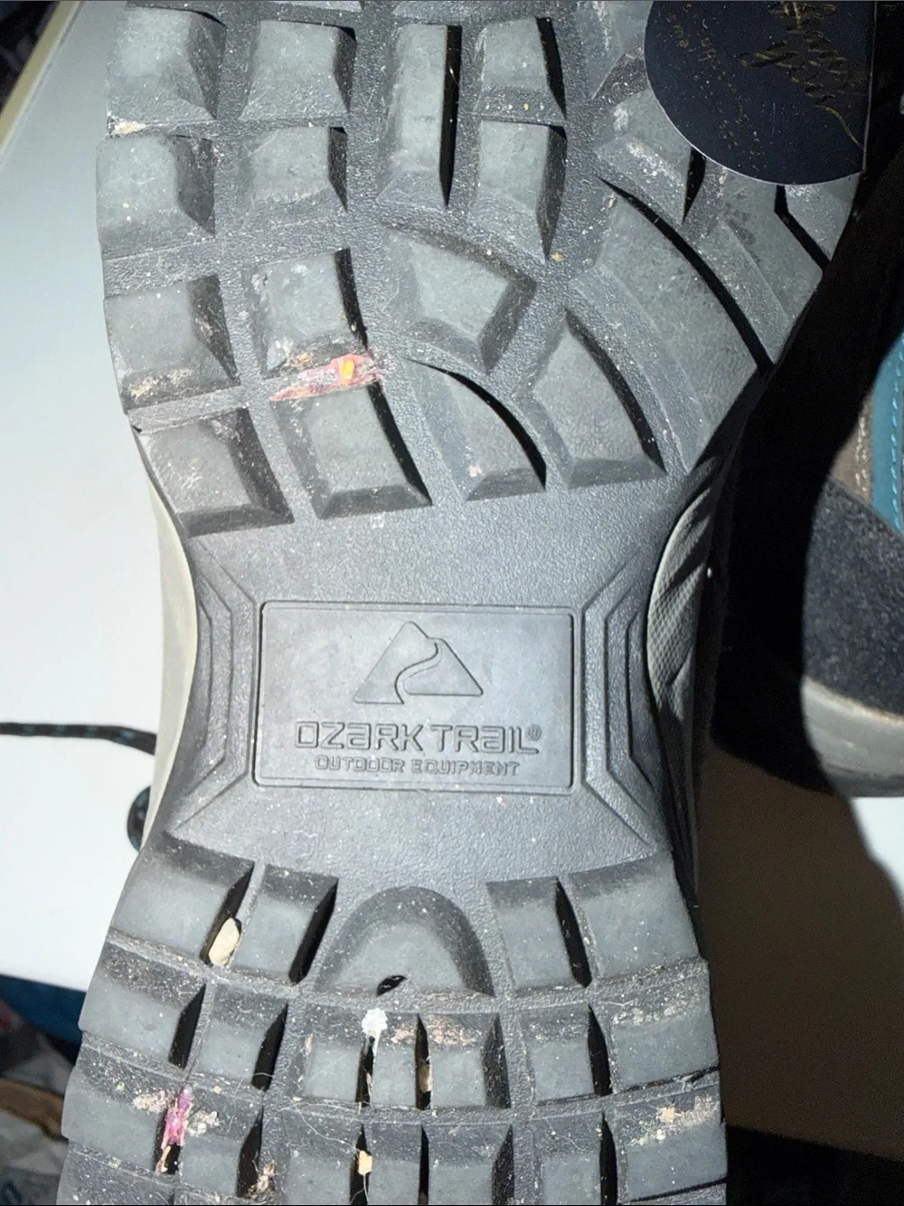 Men’s waterproof boots size 7